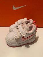 Nike Schuhe Mädchen Größe 17 Neu Hessen - Hainburg Vorschau