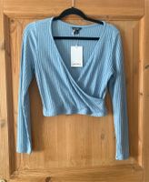 Monki Oberteil Shirt Gr. M blau cropped wickeloptik Niedersachsen - Wilhelmshaven Vorschau