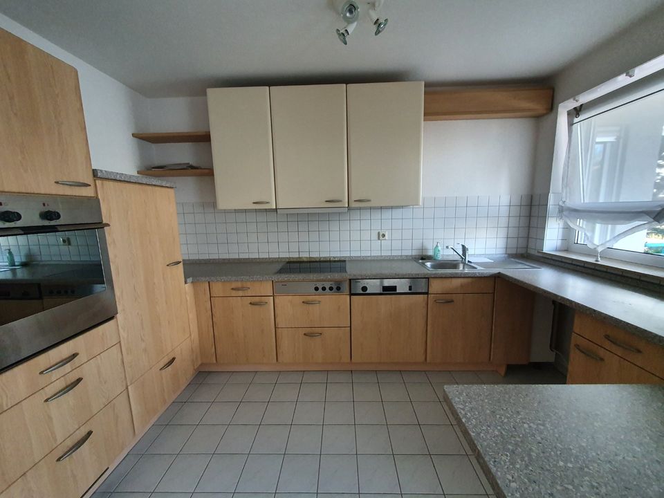 Gemütliche 2 Zimmer-Wohnung! Ideal für Single oder Paar! in Schorndorf