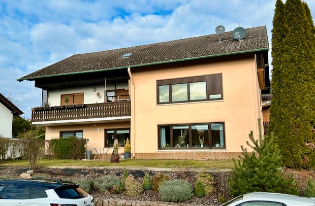 Mehrfamilienhaus mit 3 vermieteten Wohneinheiten in Fränkisch-Crumbach in Fränkisch-Crumbach