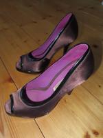 High Heels / Peep Toes von Buffalo London in Gr. 39 Bayern - Gotteszell Vorschau