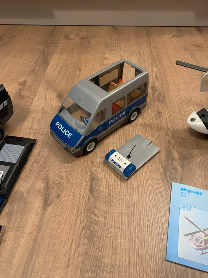 Playmobil Bus Wagen Transporter Polizei in Eberfing