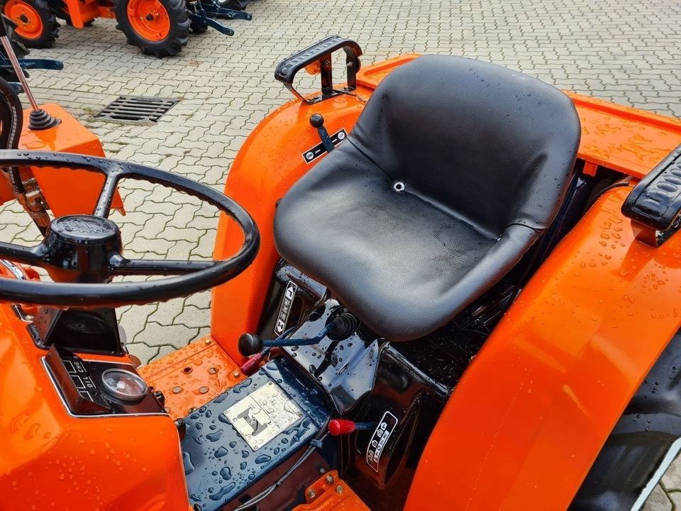 Kubota B1600 mit Frontlader Traktor Kleintraktor Fudex Schlepper in Winsen (Luhe)