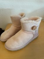 Original Uggs Boots Gr. 39 wie neu Hessen - Mainhausen Vorschau