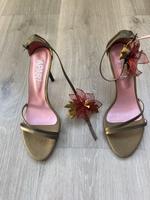 Pumps von APART Gr. 39 neu Hessen - Offenbach Vorschau