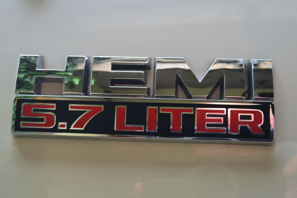 Dodge RAM 2500 Klima, 4x4 Longbed, Crewcab, US Meilentacho in Ichtershausen