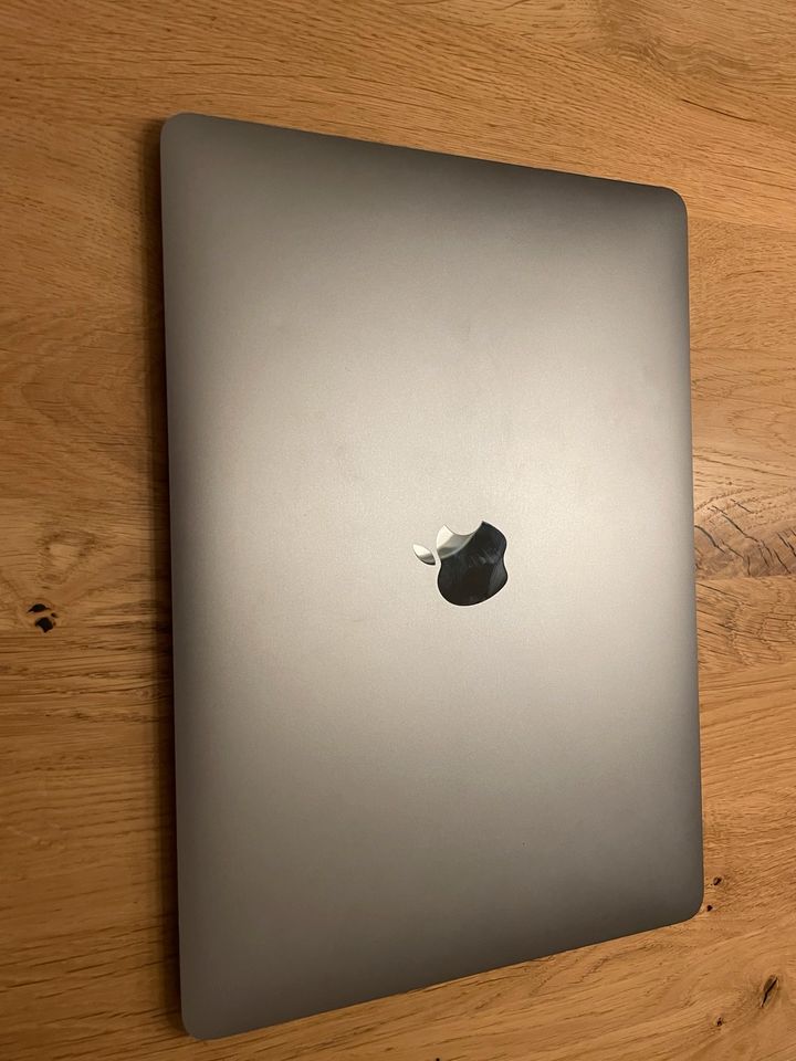 Apple Macbook Air 13.3 Zoll (256 GB, Intel Core i3 10. Gen) Displ in Oberhausen