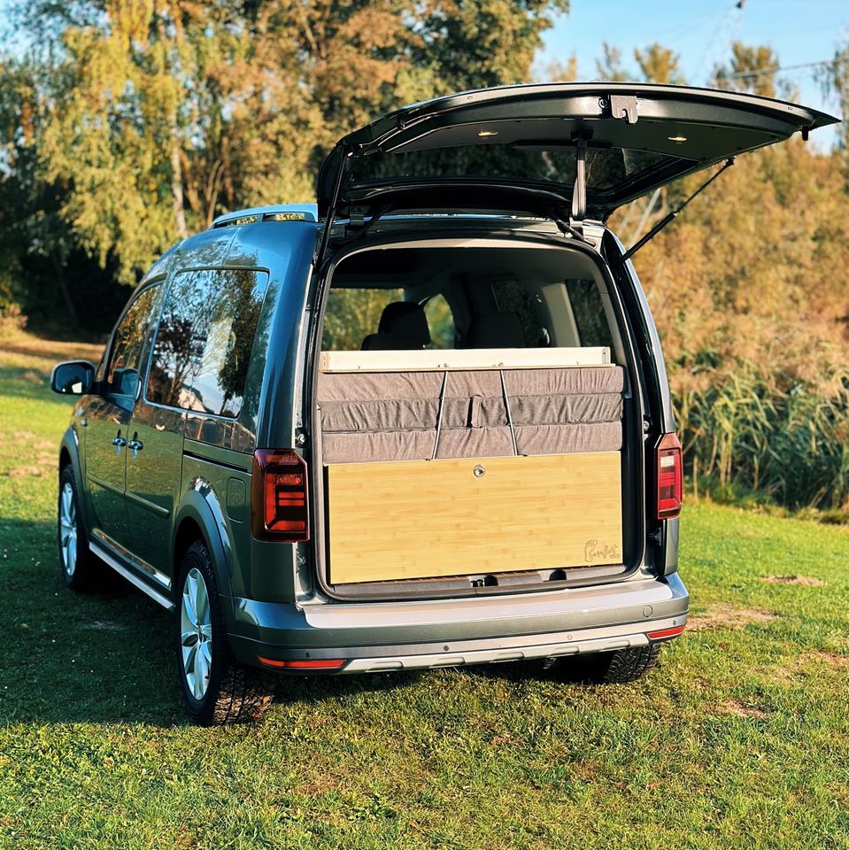 BarefootVans Camping Box Bett VW Caddy, T4, T5, T6, Vito, Turneo in Bayern  - Postau