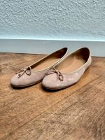 Ballerinas Flattered Wildleder beige braun 40 sehr guter Zustand Berlin - Wilmersdorf Vorschau