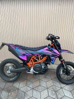 Bold Dekor mit Plastiksatz u. Bold Sitzbank KTM 690 SMCR Bayern - Karlskron Vorschau