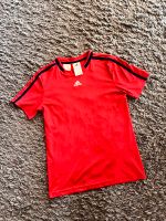 Adidas T-Shirt rot Climalite rot Gr. 152 Berlin - Hellersdorf Vorschau