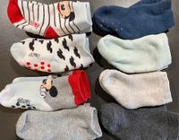 8 paar Anti Rutsch Socken/ ABS Socken Größe 15-18 Bayern - Dettelbach Vorschau