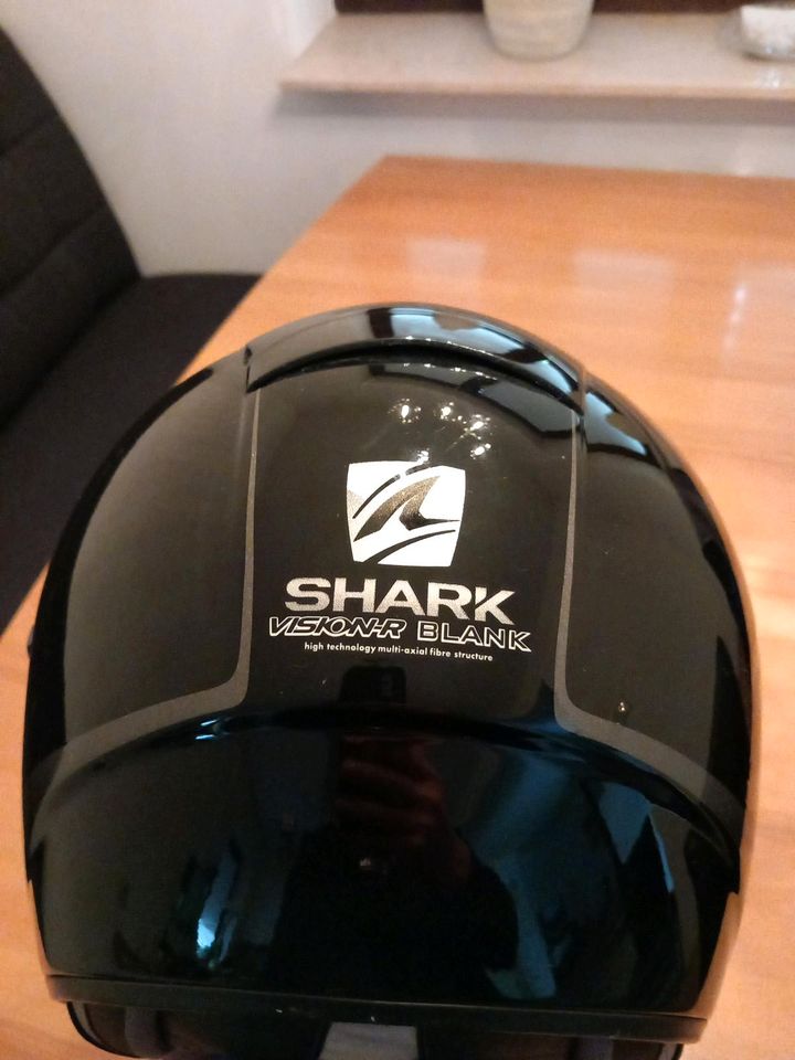 SHARK Motorradhelm mit Sonnenblende Größe S in Rodgau