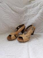 pumps mit Riemchen  unisa gr 37 Bayern - Schwandorf Vorschau