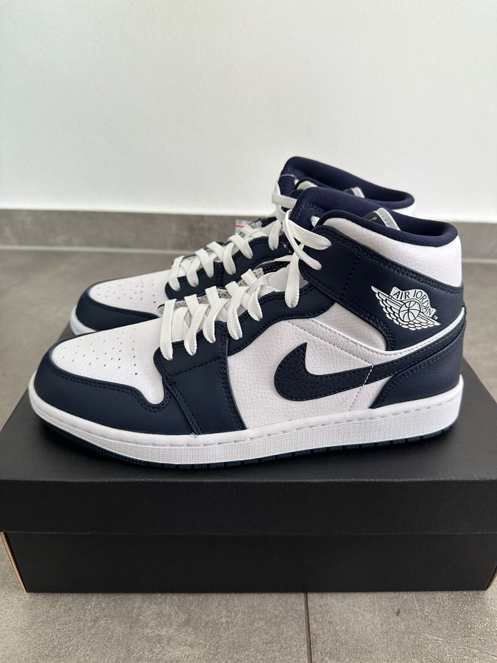 Jordan 1 Mid Obsidian EU 43 / US 9,5 554724-174 in Saarlouis