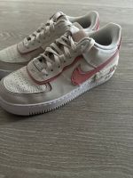 Nike Air Force Creme Rosa 41 Nordrhein-Westfalen - Langenfeld Vorschau