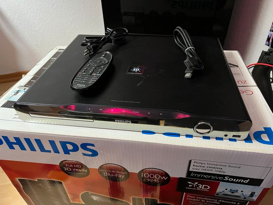 Philips 5.1 3D Blu-ray Heimkino System HTS5560 in Norderstedt