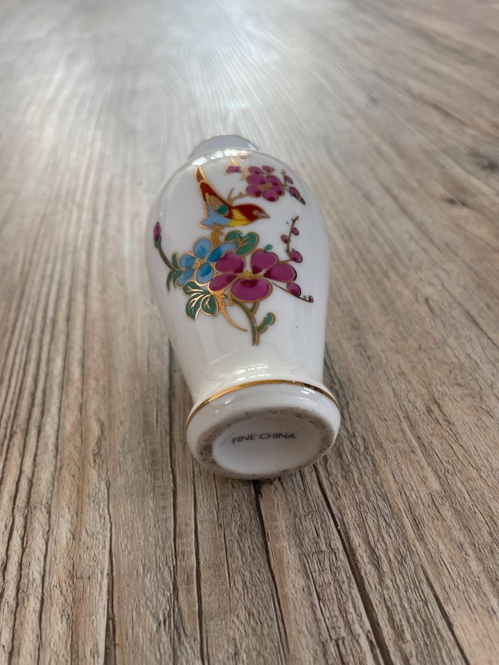 Mini Porzellan Vase China in Bad Dürkheim