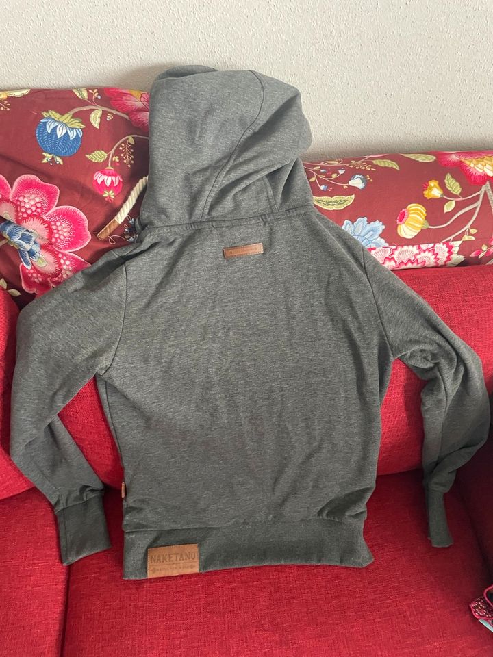 Hoodie mit Kapuze Sweat Pullover von Naketano in Amberg