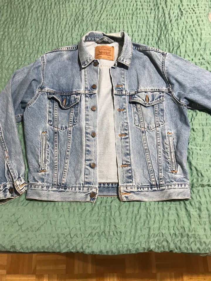 Levi’s Jeansjacke Herren Original USA Größe S in Hagenow