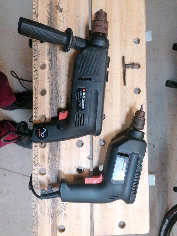 2 Black&Decker Bohrmaschinen 710 Watt 380Watt in Hartenstein