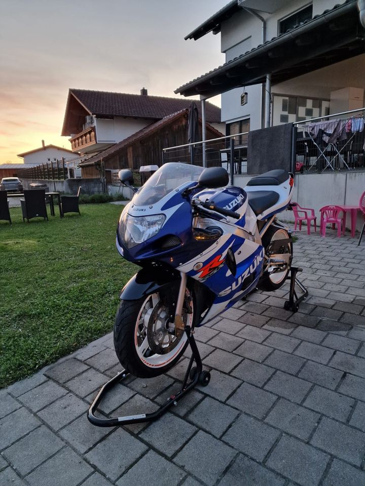 Suzuki GSXR 600 K2 in Offenberg