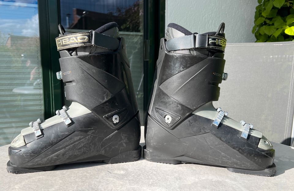 HEAD Edge 7.7 Skischuhe Skiboots Größe 44/45 in Klein Rogahn