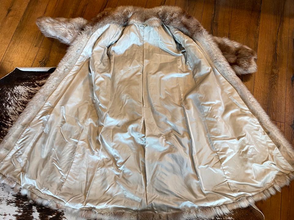 Traumhafter Vintage Pelzmantel langes Lammfell Gr. 38 in Großerlach