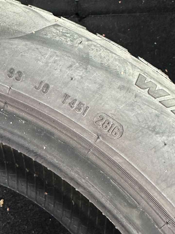 215 55 17 Pirelli Sottozero Winterreifen in Mannheim