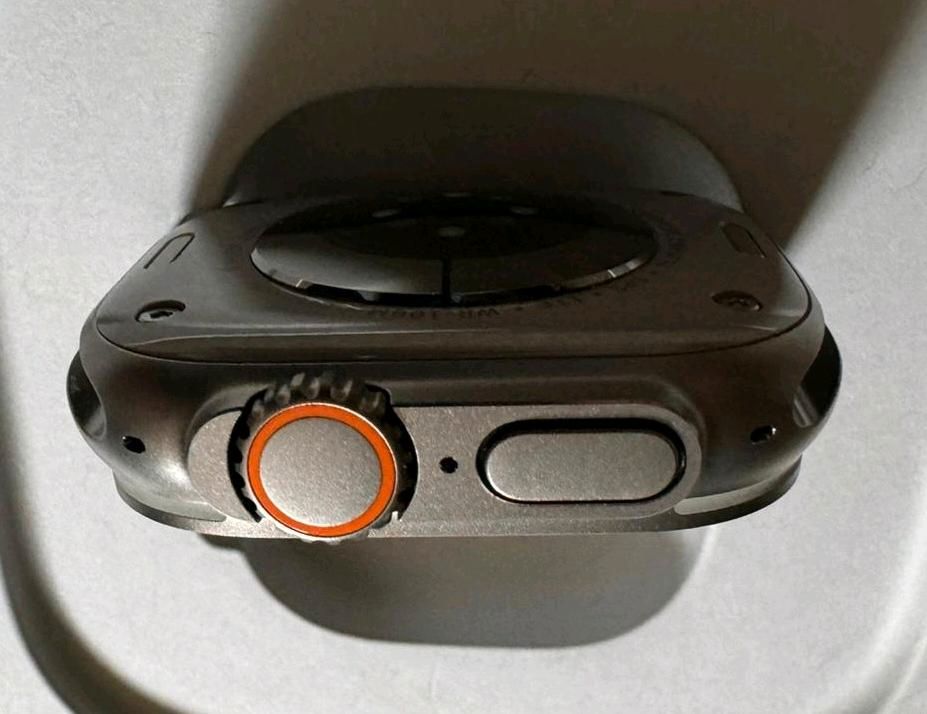 Apple Watch Ultra, 49mm, Trail/Loop in Blaustein
