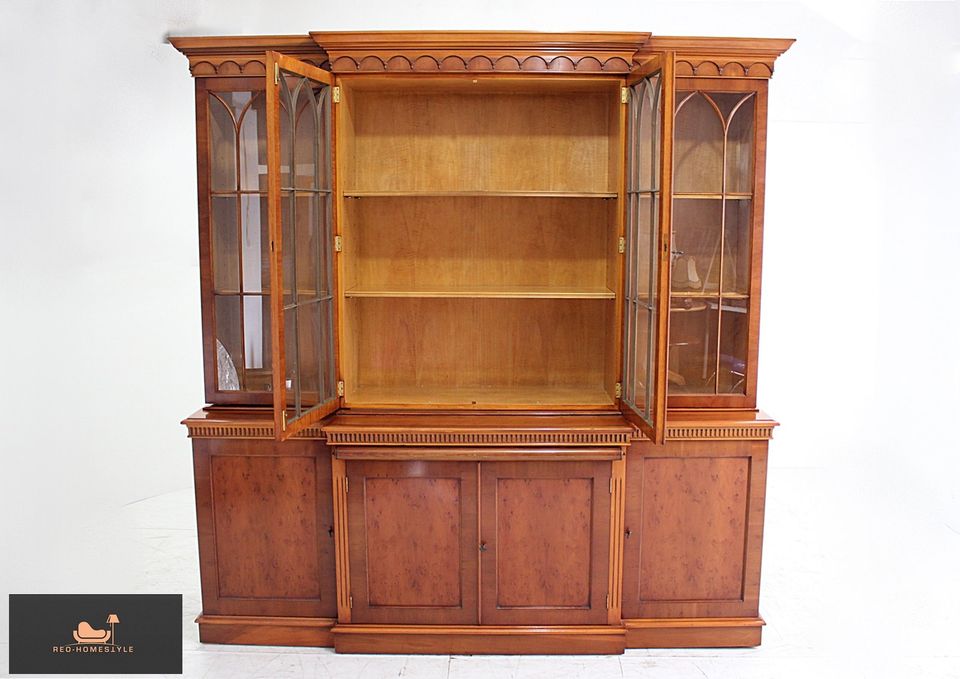 XXL Schrank Vitrine Kirsche Massiv Regal Antik Vintage Wohnen in Lage