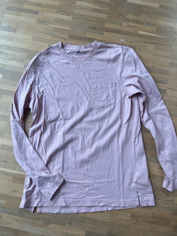 rosa Shirt loose fit von H&M in Ellwangen (Jagst)