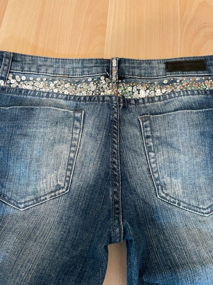 Amisu Jeans mit Pailletten Gr. 42/30 blau in Bruckberg bei Landshut