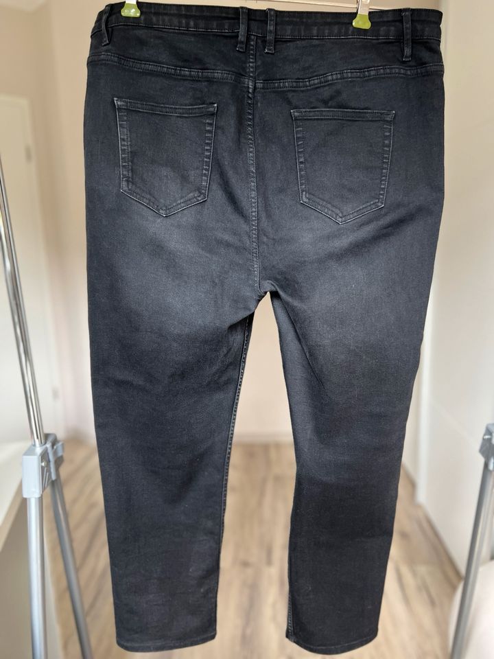 Esmara schwarz Jeans Damen Hose Baumwolle Gr. 52 in Helvesiek