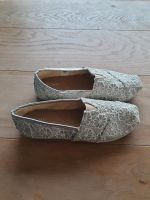 Toms 32 beige- silber Baden-Württemberg - Wolfegg Vorschau