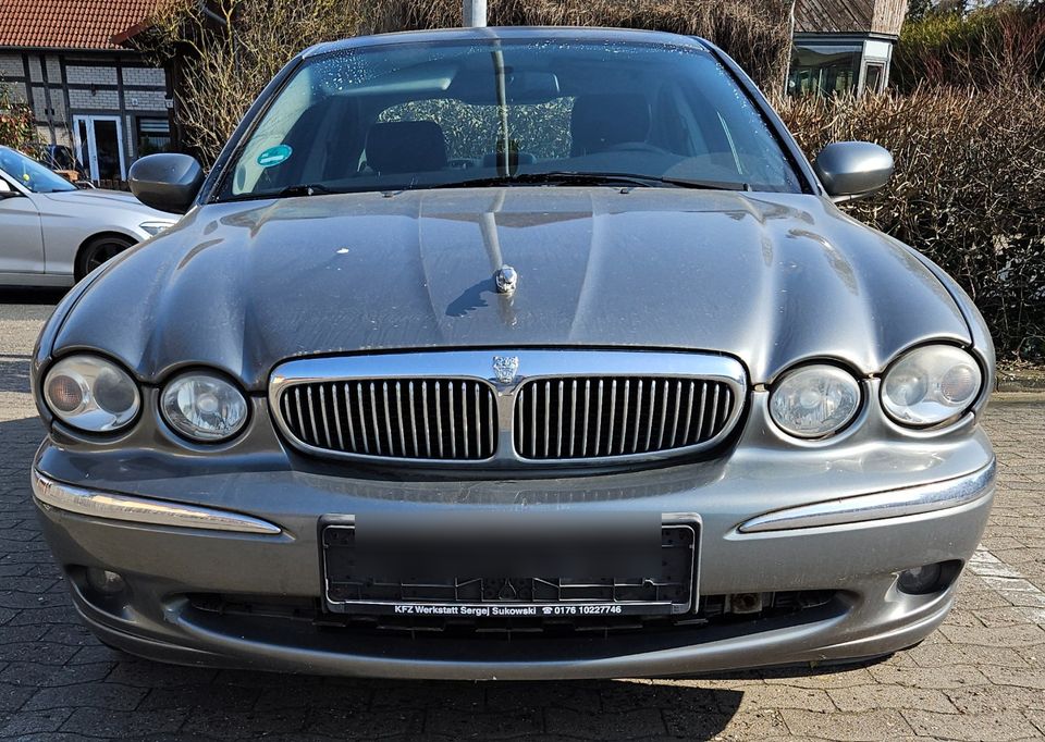                     Jaguar X-Type V6