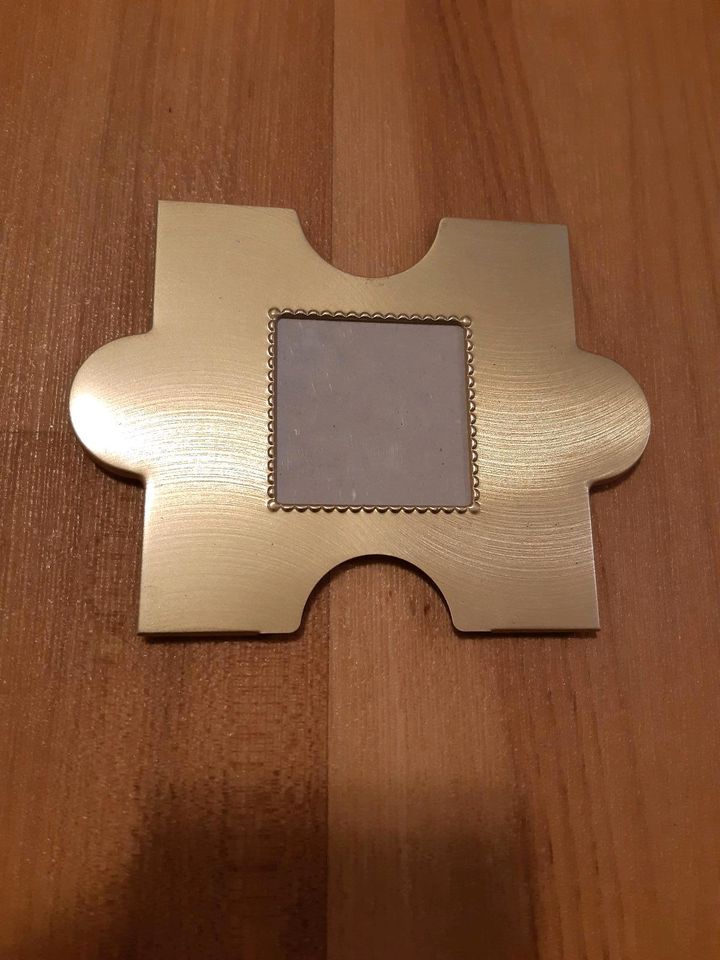 8 Magnetische Bilderrahmen, Form Puzzle, Farbe Gold, Silber in Werder (Havel)