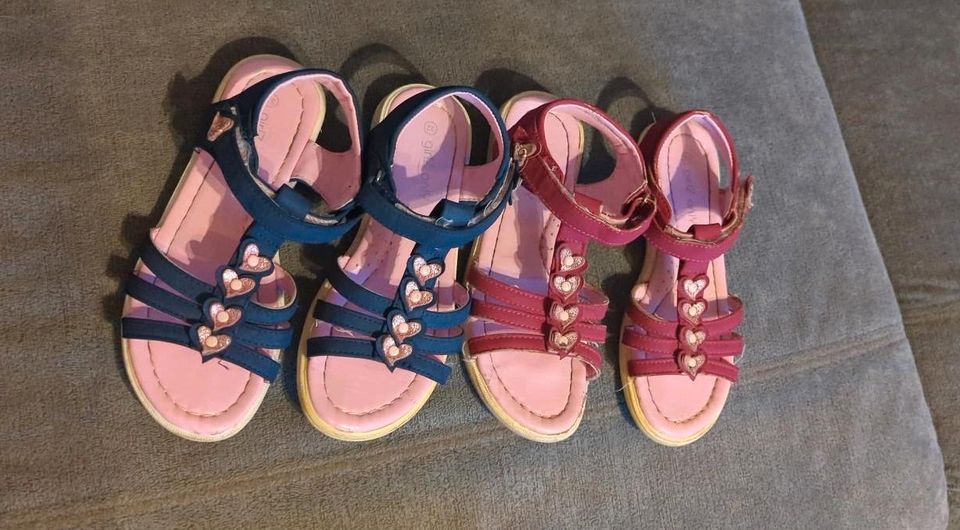 Sandalen (2 Paare) in Größe 32 für Kinder von girlZ only in Ibbenbüren