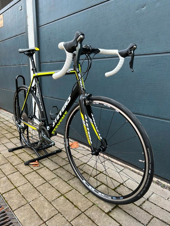 STEVENS San Remo Rennrad neuwertig, Carbongabel 2*10 Tiagra RH 55 in Berlin