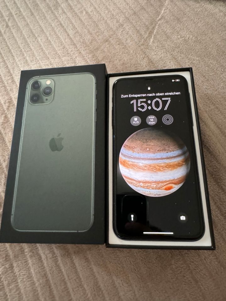 iPhone 11 Pro Max 64GB in Gladbeck