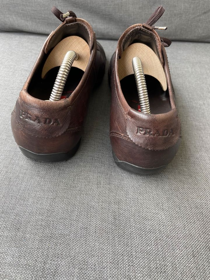 Prada Schuhe Gr. 7,5 (41) in Aschaffenburg