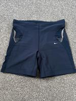 Laufshort Nike 40/42 blau Kurze Hose Damen Sport Hessen - Ludwigsau Vorschau