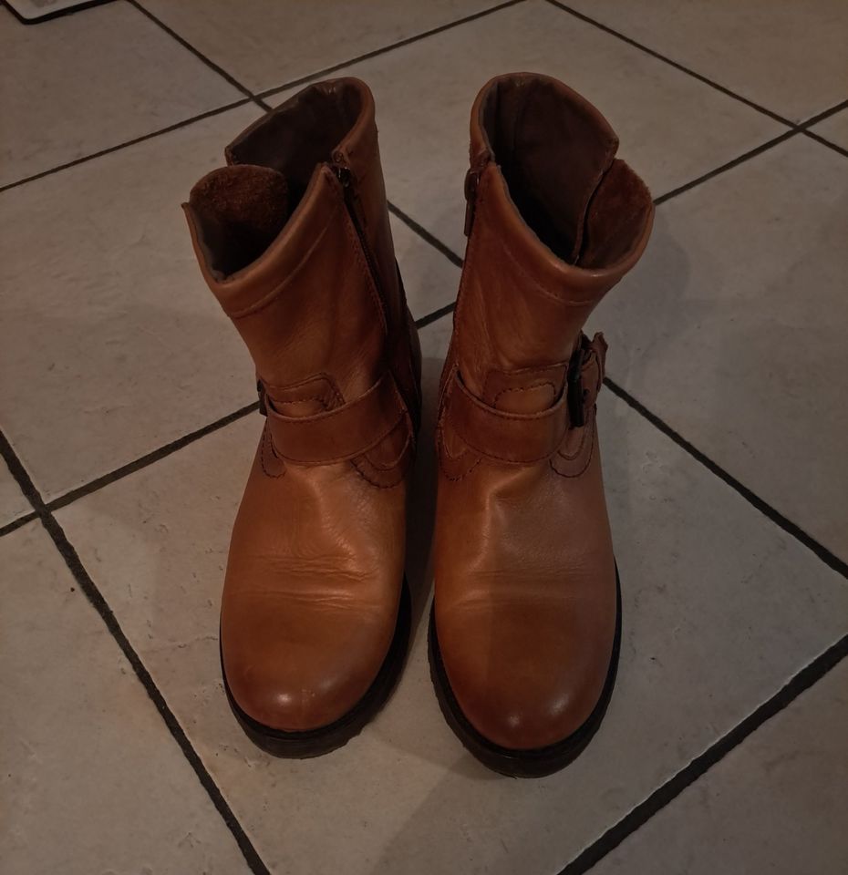 Buffalo Boots, Stiefeletten, braun/cognac,Gr. 40, Leder, top Zust in Finnentrop