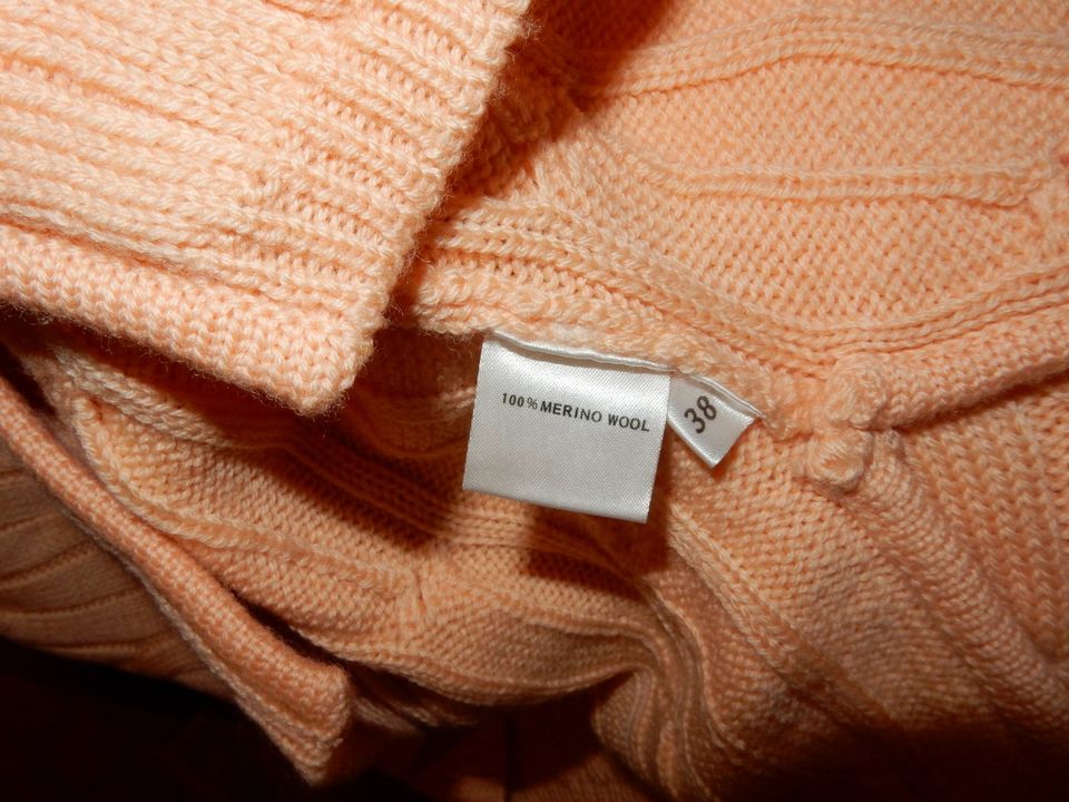 NEU! SERGIO CASSANI Wollpullover Gr.38, apricot in Kiel