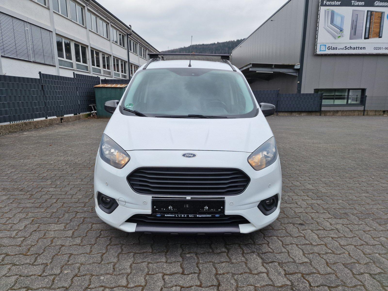 Abbildung des Autos FORD TRANSIT COURIER ST