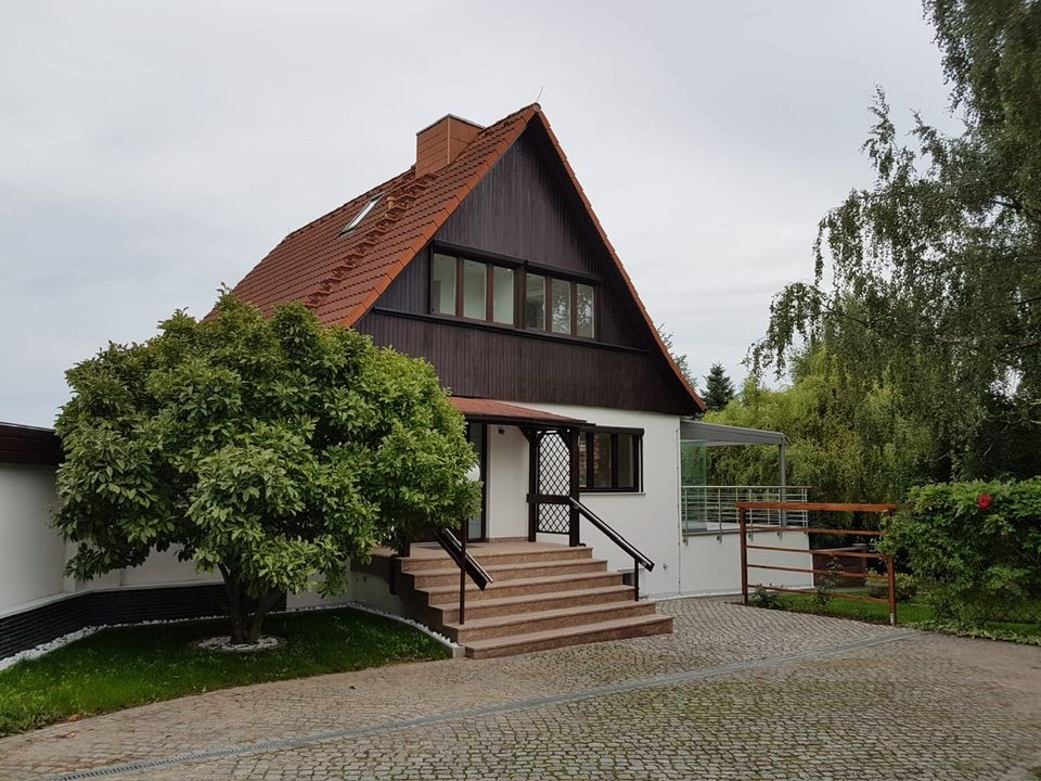 EFH mit Nebengelass und parkähnlichem Grundstück am Stadtrand in Dresden