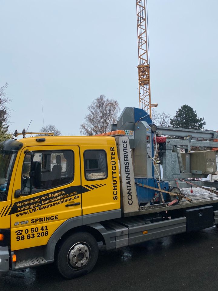 Transporte Abschleppdienst Auto + Baumaschinentransporte in Springe