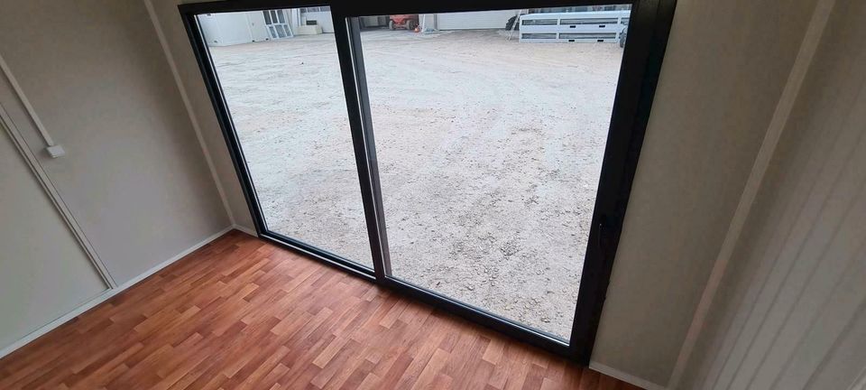 ✨ DEUTSCHE TOP QUALITÄT - LUXUSCONTAINER ✨ Finanzierung & Leasing verfügbar - 24 Monate Garantie - Europaweite Lieferung auf Anfrage - Verglaster Wohncontainer Tiny House Bürocontainer Bau Office neu in Brunnen