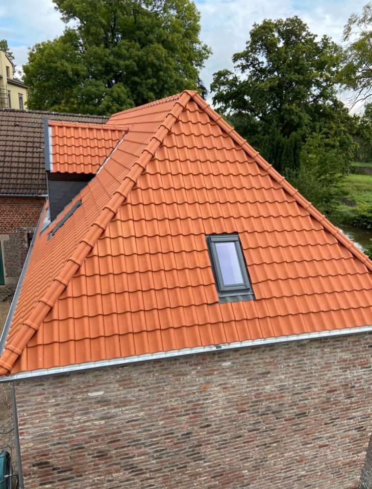 Velux Reparaturen Dachfenster Austausch Wartung Reinigung in Viersen