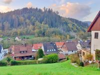 Schöner Ausblick, tolle Lage, Topp Preis! ETW mit großer Terrasse und Carport Baden-Württemberg - Alpirsbach Vorschau